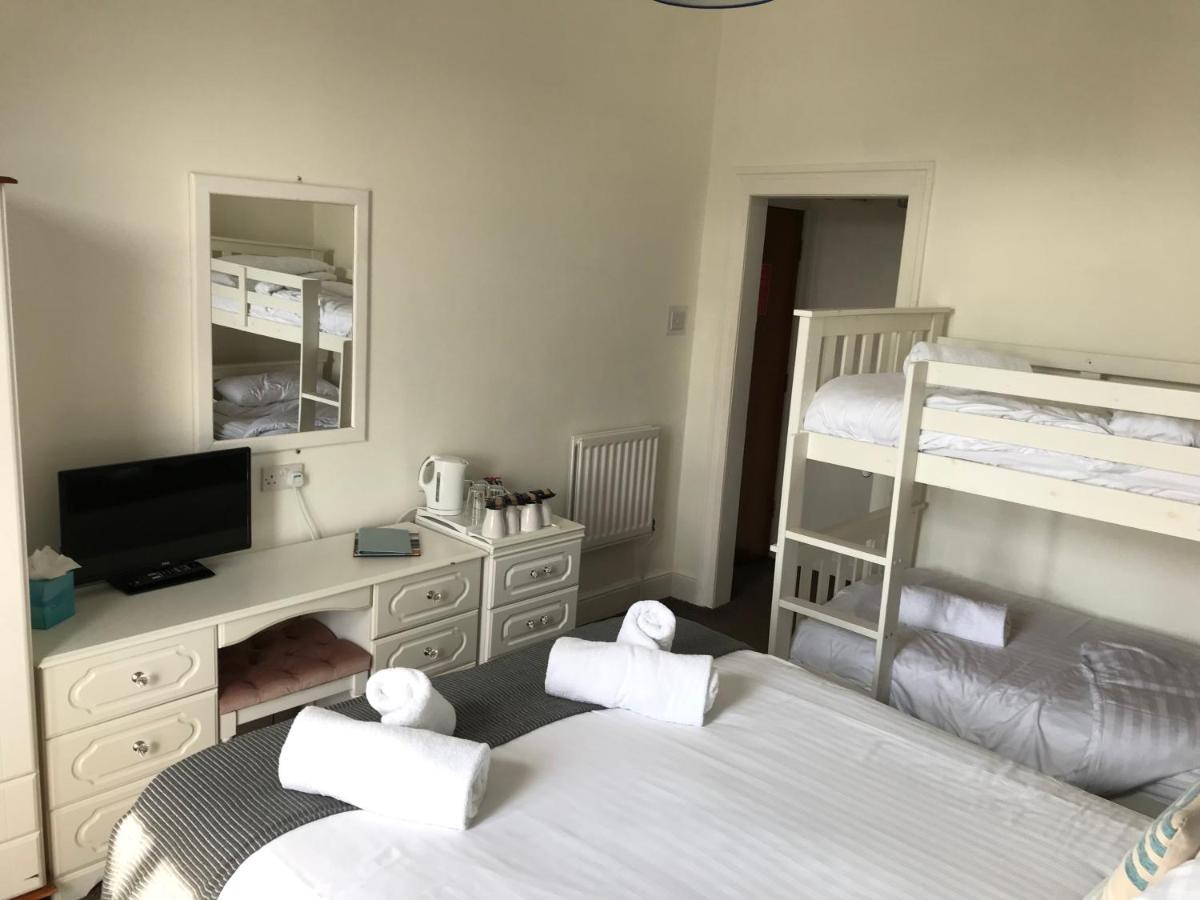 The Oasis Bed & Breakfast 4*