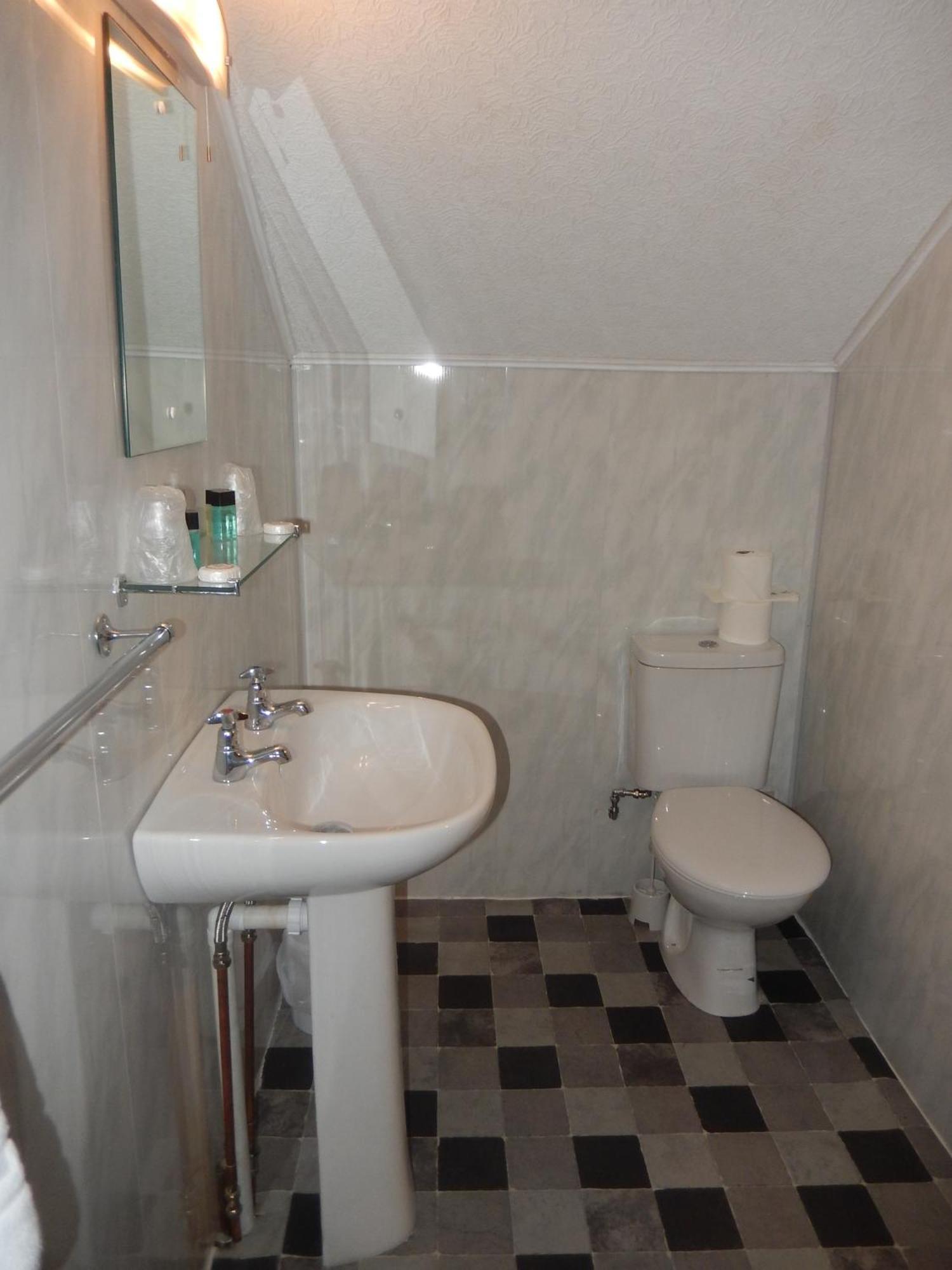 The Oasis Bed & Breakfast Llandudno