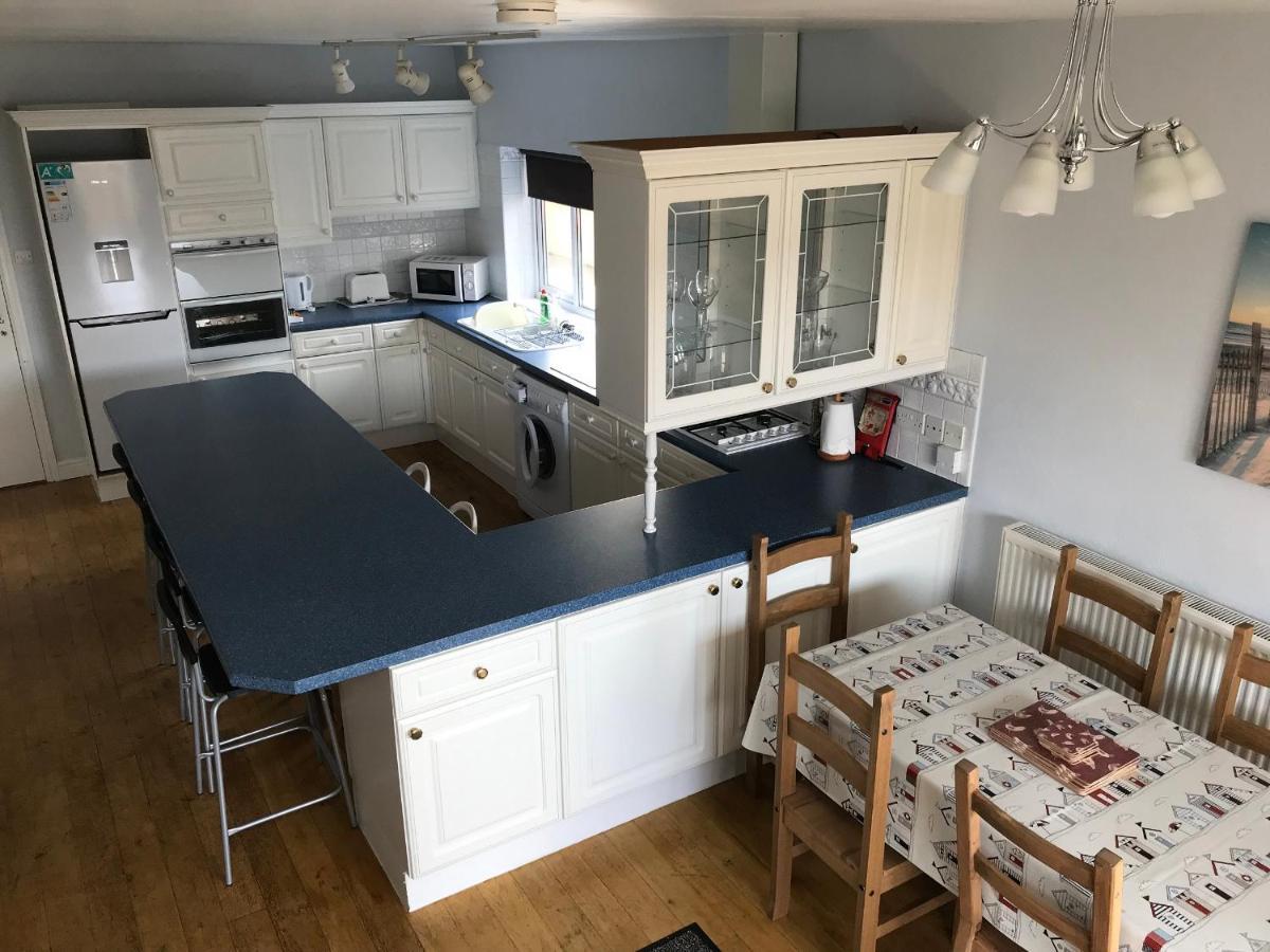 The Oasis Bed & Breakfast Llandudno